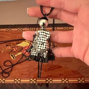 Source Unknown Black and Silver Necklace